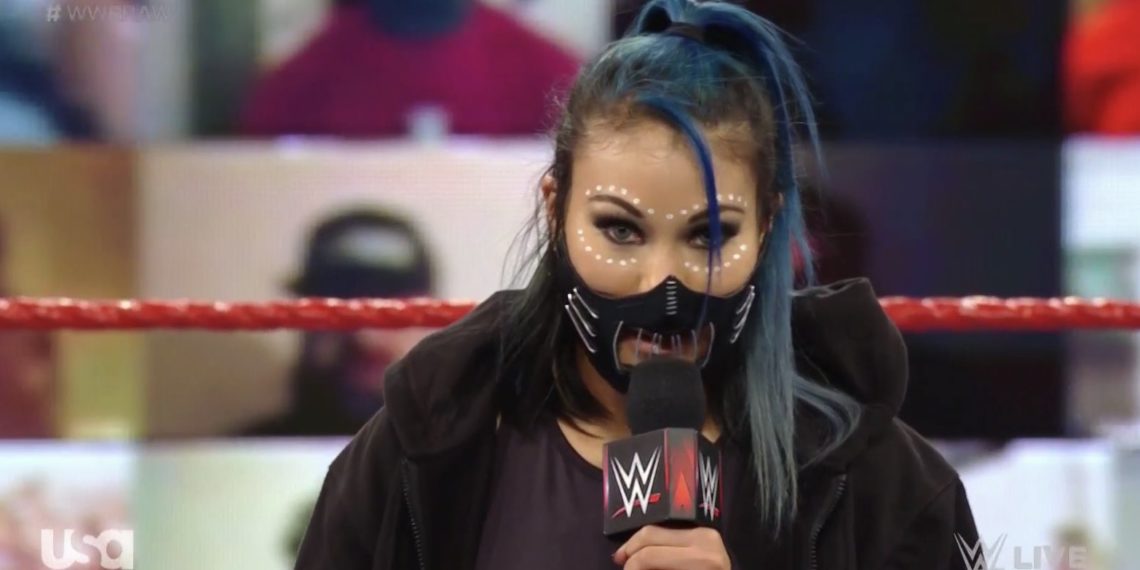 Mia Yim Responds to Fan Comment on Why She Was Brought to RAW