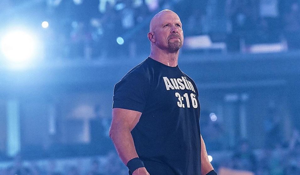 Steve Austin thinks The Rock was the best talker during the Attitude era, compliments Jake Roberts for being there