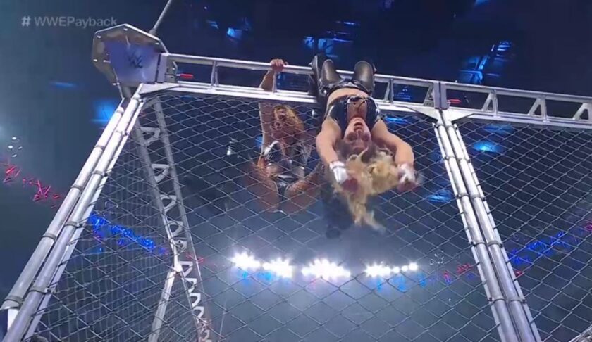 Becky Lynch vs. Trish Stratus cage match advertised for WWE Payback -  WON/F4W - WWE news, Pro Wrestling News, WWE Results, AEW News, AEW results