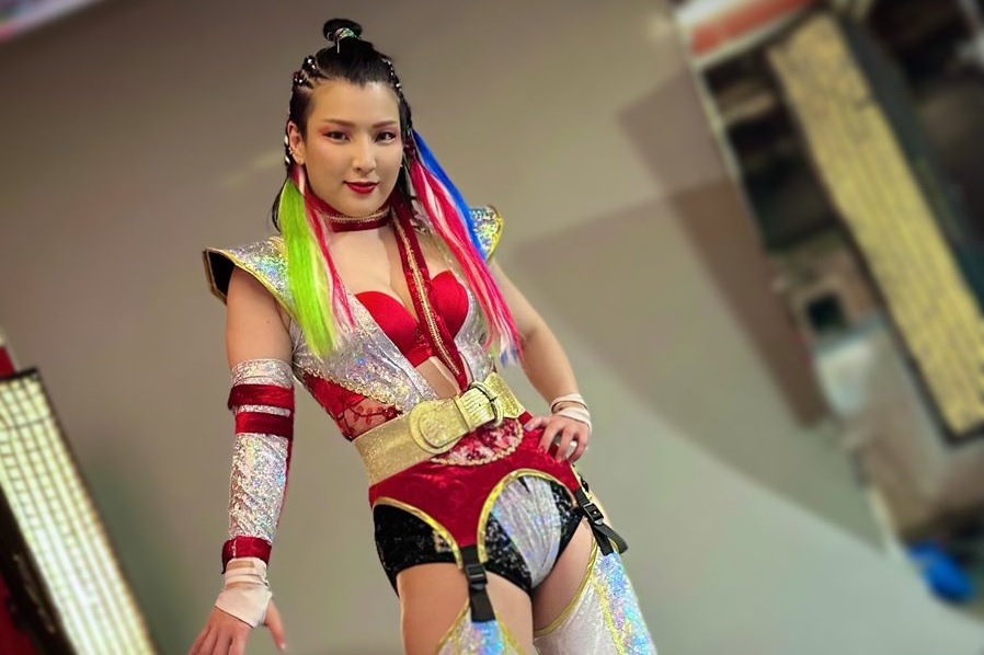 Hikaru Shida Wore Special Ring Gear At AEW Full Gear Jay White