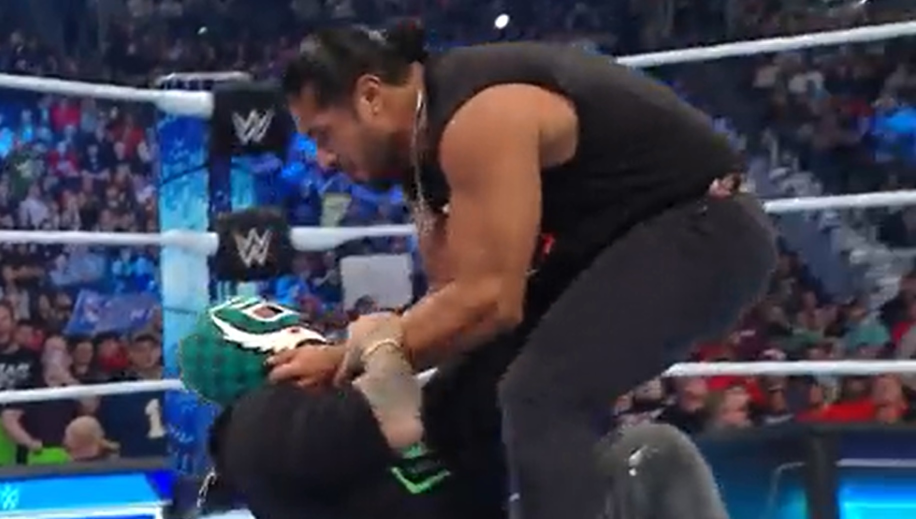 Santos Escobar Turns On Rey Mysterio, Attacks Him On WWE SmackDown