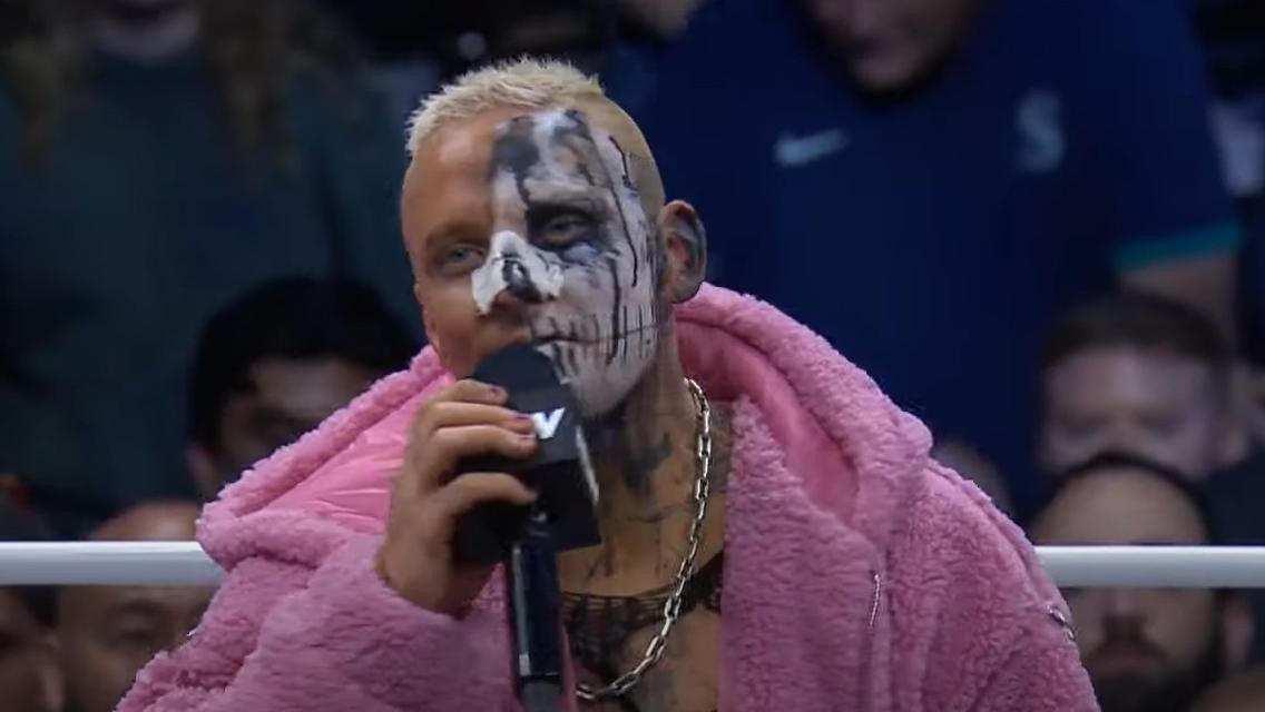 Darby Allin ‘Punches’ A Fan At Seattle Seahawks vs. San Francisco 49ers Game